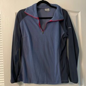 Large Columbia half zip pullover, thin